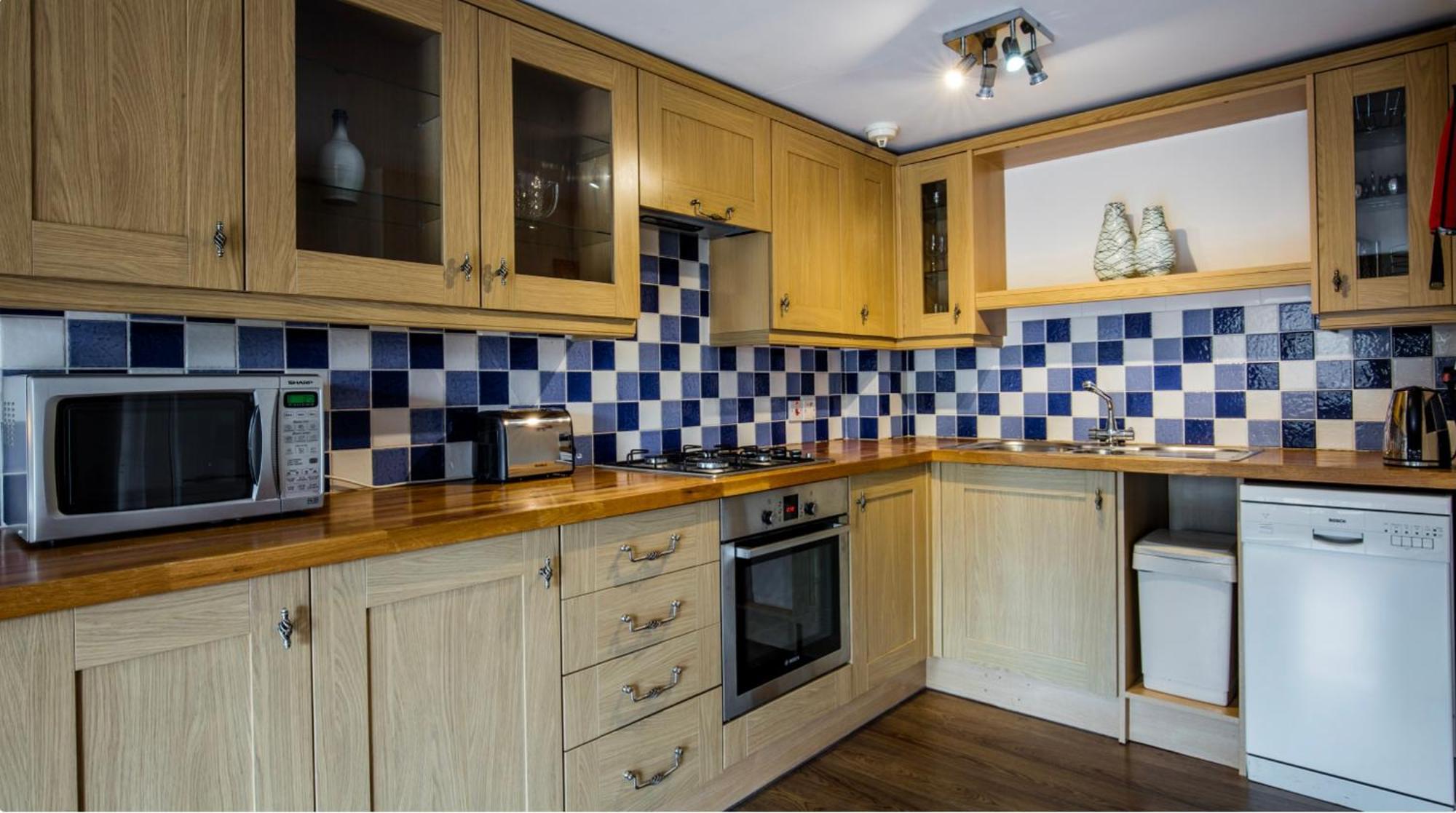 Yewfield Self Catering Apartments Хоуксхед Экстерьер фото