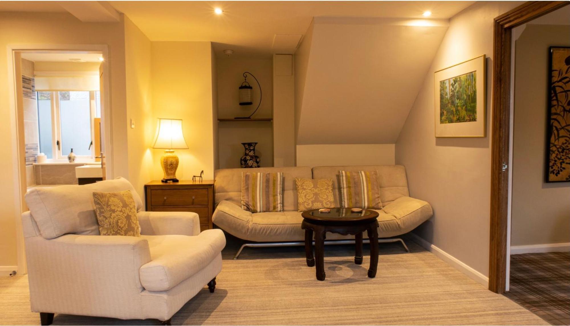 Yewfield Self Catering Apartments Хоуксхед Экстерьер фото