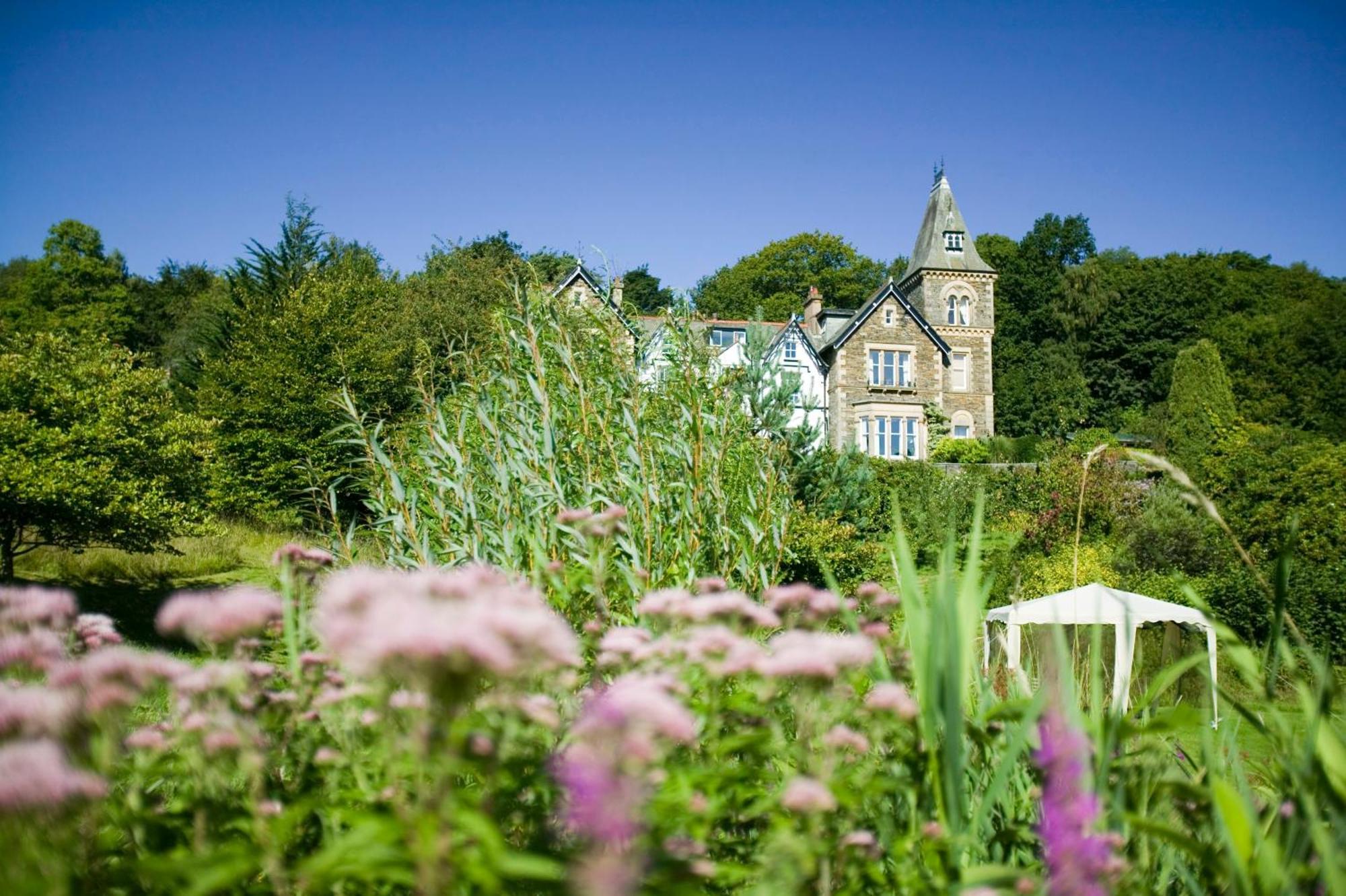 Yewfield Self Catering Apartments Хоуксхед Экстерьер фото