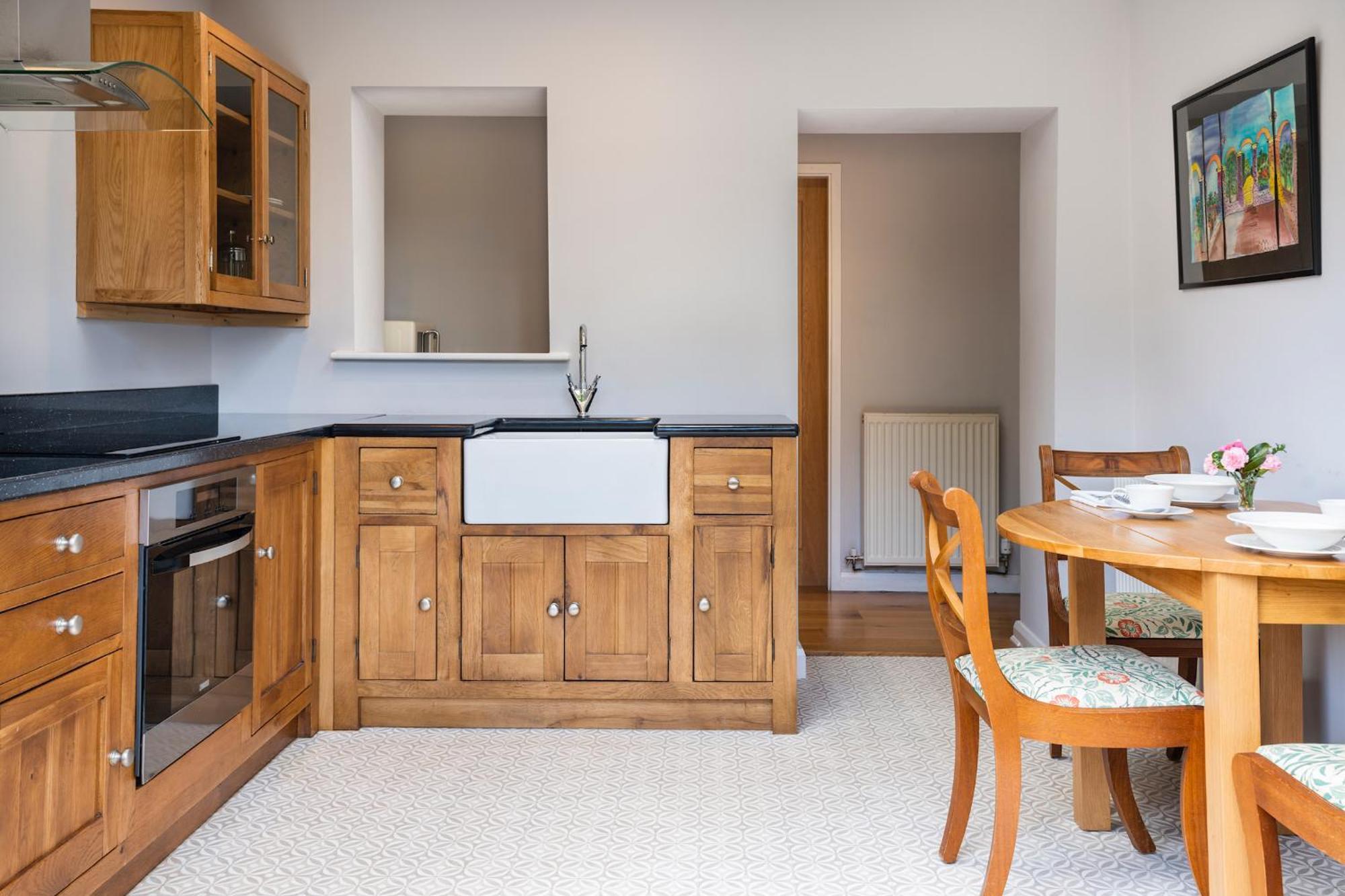 Yewfield Self Catering Apartments Хоуксхед Экстерьер фото